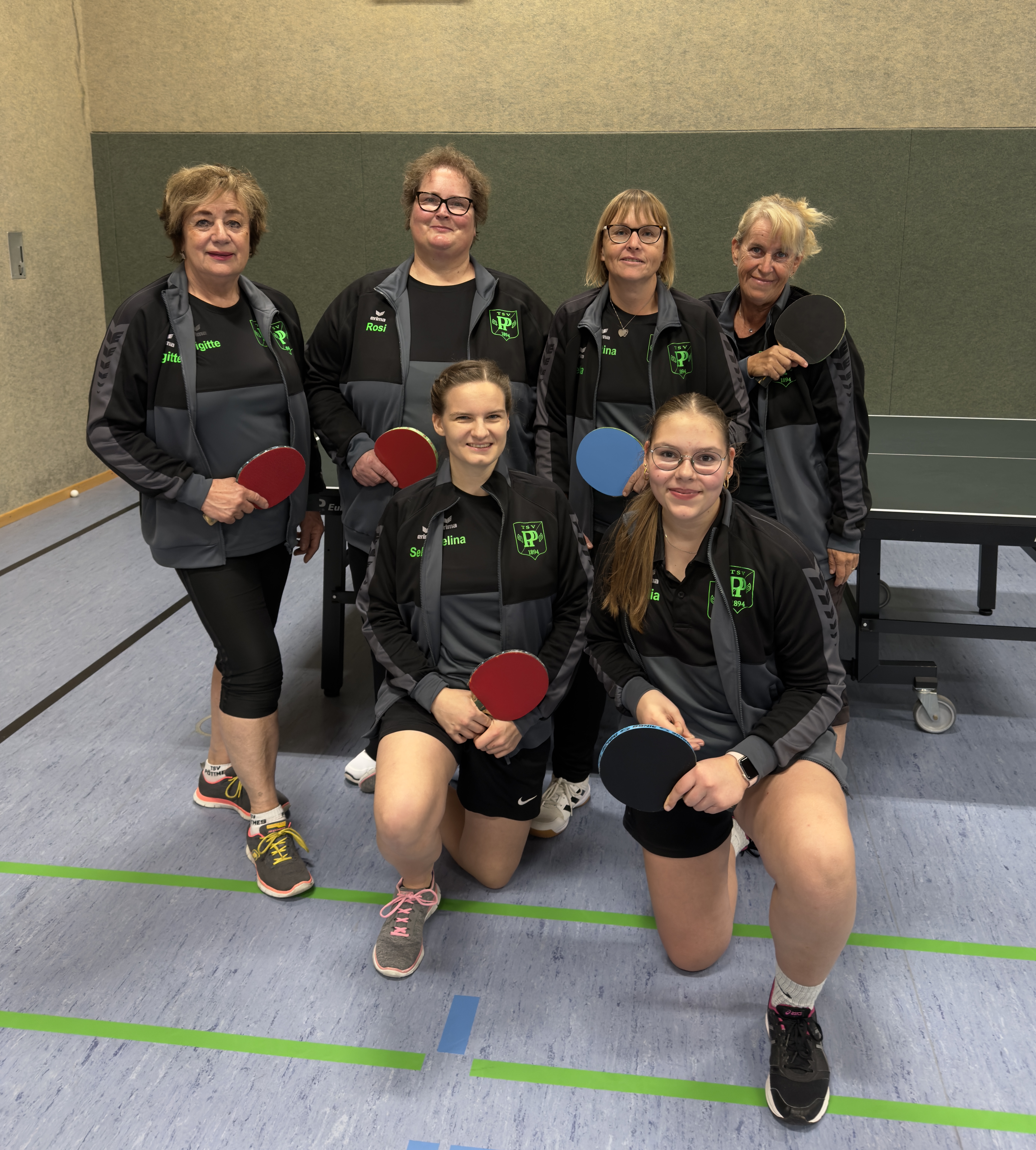 2. Damenmannschaft zu Beginn der Saison 2025/2026